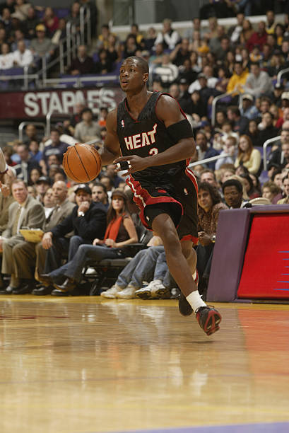 群雄争霸，意甲连续第二年至少4支排名前列的球队相差2分以内（豪强鏖战：意甲连续两季至少四强分差不超2分）