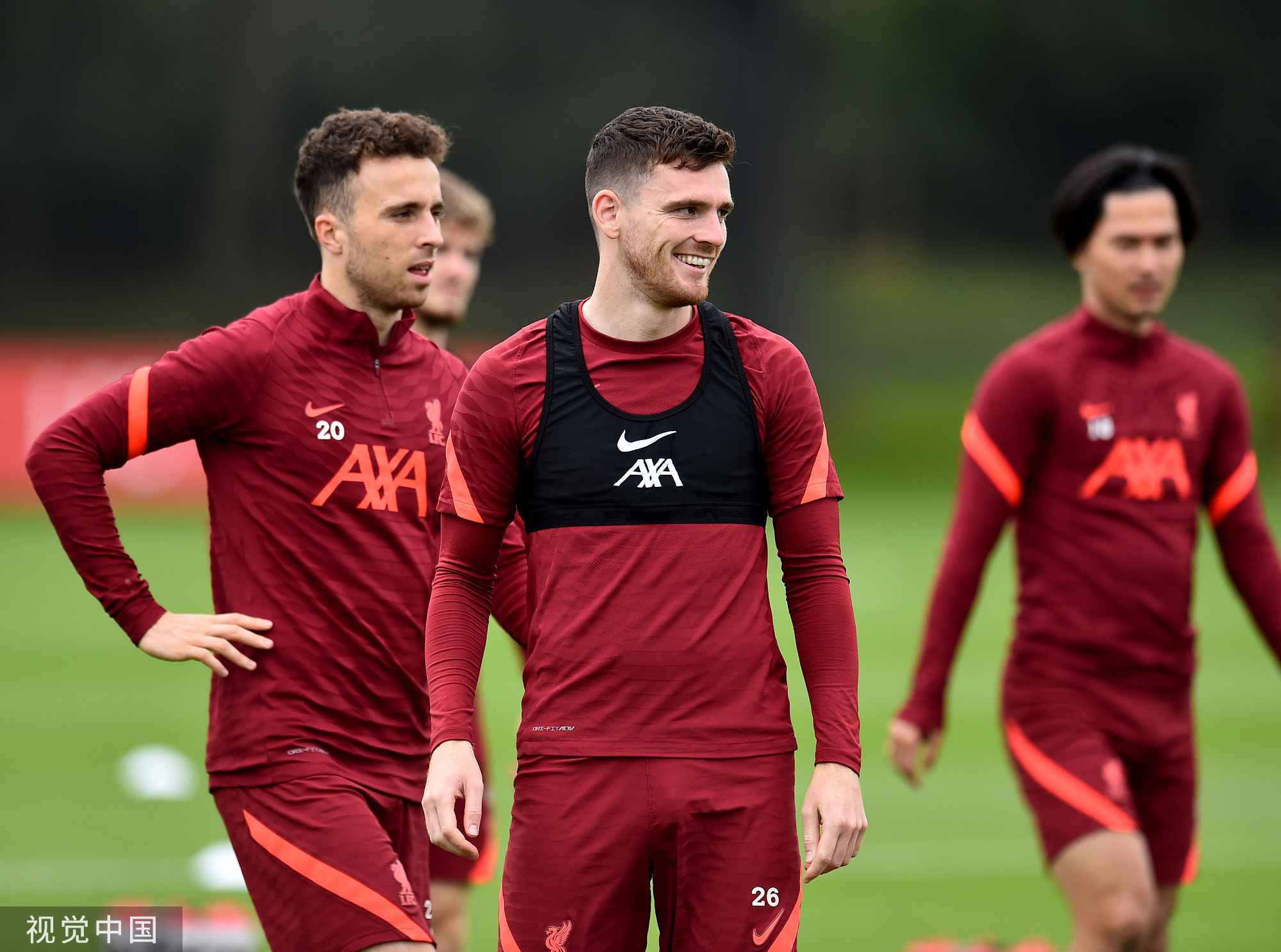 埃贝尔：戴维斯复出值得庆祝，格纳布里续约进展非常顺利（埃贝尔：戴维斯回归令人欣喜，格纳布里续约进展顺利）