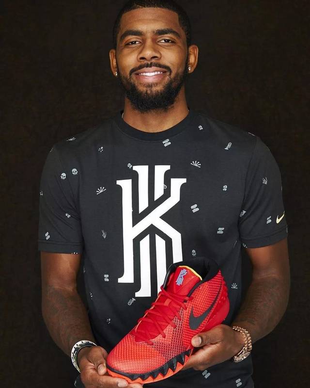 年度教练研修班在广州闭幕，足协将给本土教练更多机会（年度教练研修班广州收官，足协将为本土教练提供更多机会）