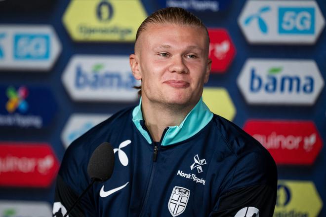 3-0大胜后的@埃尔切足球俱乐部 为大家带来一段胜利之舞（3-0完胜！@埃尔切足球俱乐部献上胜利之舞）