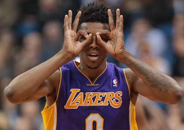 官方：札幌外援中锋巴卡约科因家庭事务离队，无缘出战爱媛（官方：札幌外援中锋巴卡约科因家庭原因暂别球队，缺席对阵爱媛）