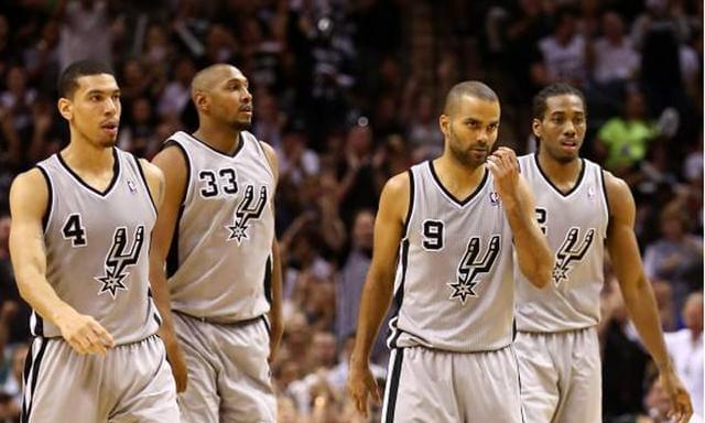 剑指那不勒斯，尤文采取闪电战，哲格罗瓦或成奇兵（尤文瞄准那不勒斯，祭出闪击战，哲格罗瓦有望成奇兵）