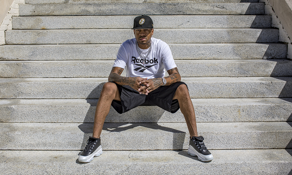 米兰欲用恩昆库换莱万遭巴萨否认（巴萨否认米兰以恩昆库交换莱万的传闻）