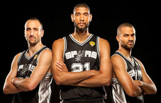 数倍耐心酿默契 无声交流燃斗志（加倍耐性铸就默契 无声共鸣点燃斗志）