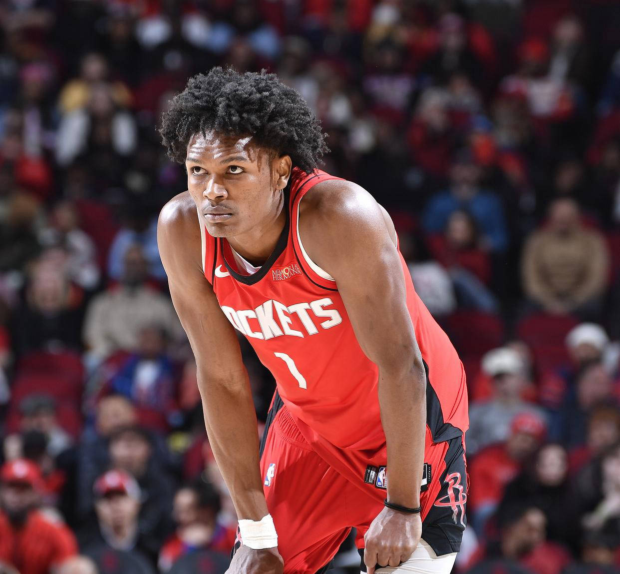 世体：布鲁日主场可容纳近30000人，巴萨将有1300名球迷助威（世体：布鲁日主场容量近3万，巴萨将有1300名球迷到场助威）