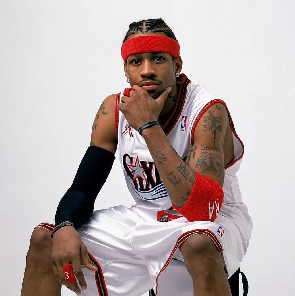 斯卡洛尼：要像没夺冠过那样争世界杯，梅西是否参赛他自己定（斯卡洛尼：以未曾夺冠的心态冲击世界杯，梅西是否出战由他自己决定）