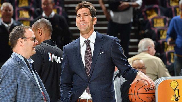 历年中超金靴：武磊34球傲视群雄，法比奥28球独享本赛季金靴（中超金靴回顾：武磊34球一骑绝尘，法比奥28球加冕本季射手王）