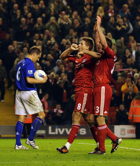 鲁内继续积极康复中（鲁内康复进程稳步推进）